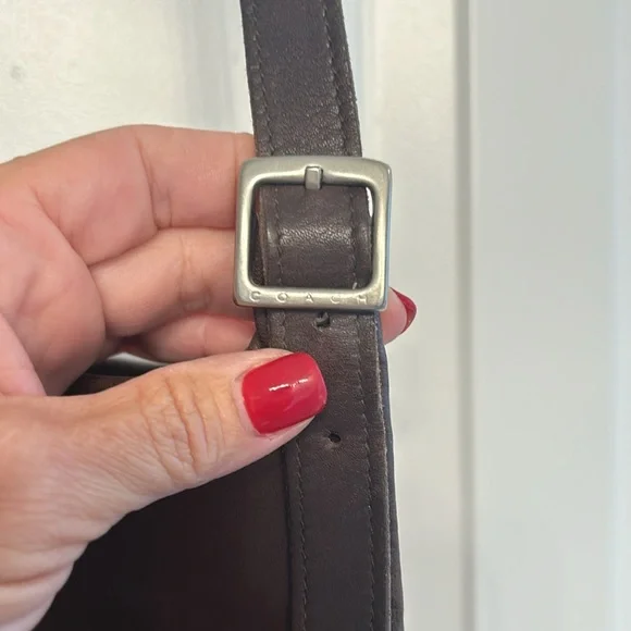 Coach Brown Leather Shoulder Bag - Picture 4 of 7
